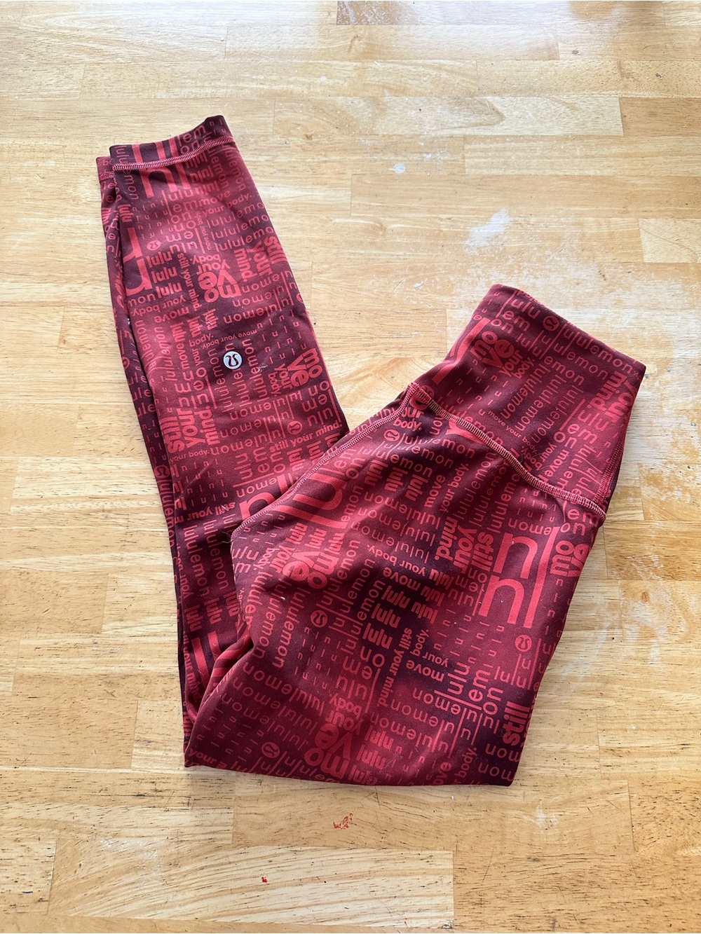 Lululemon leggings size 4